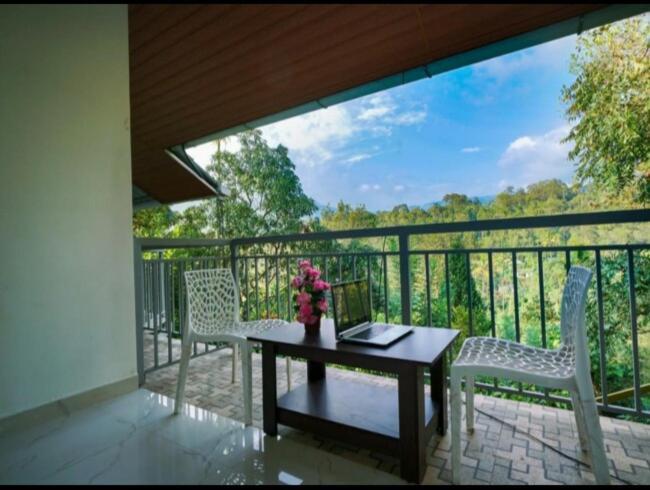 Munnar Minds Homestay エクステリア 写真